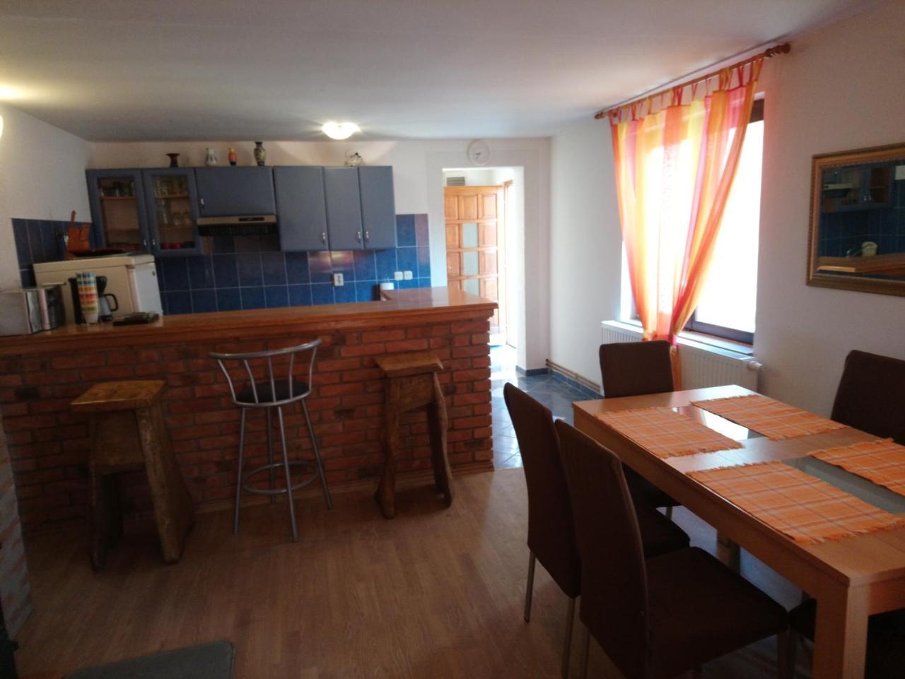Studio Apartman Kotro Beli Manastir Екстер'єр фото